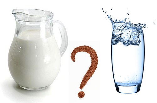 Молочная или безмолочная каша для прикорма